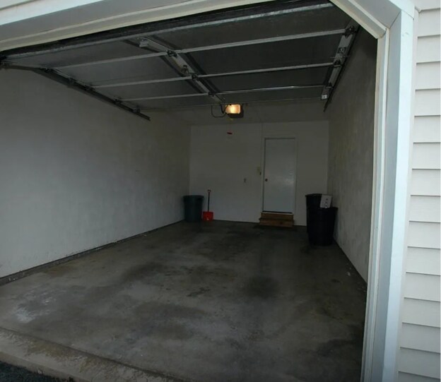 Building Photo - 3131 Shellers Bnd