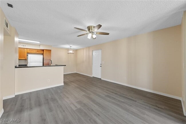 Building Photo - 13545 Eagle Ridge Dr