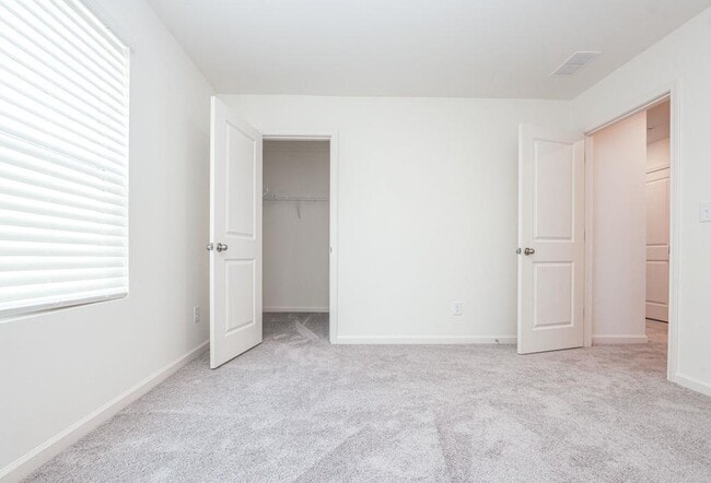 Building Photo - 78 Elmarry Ln