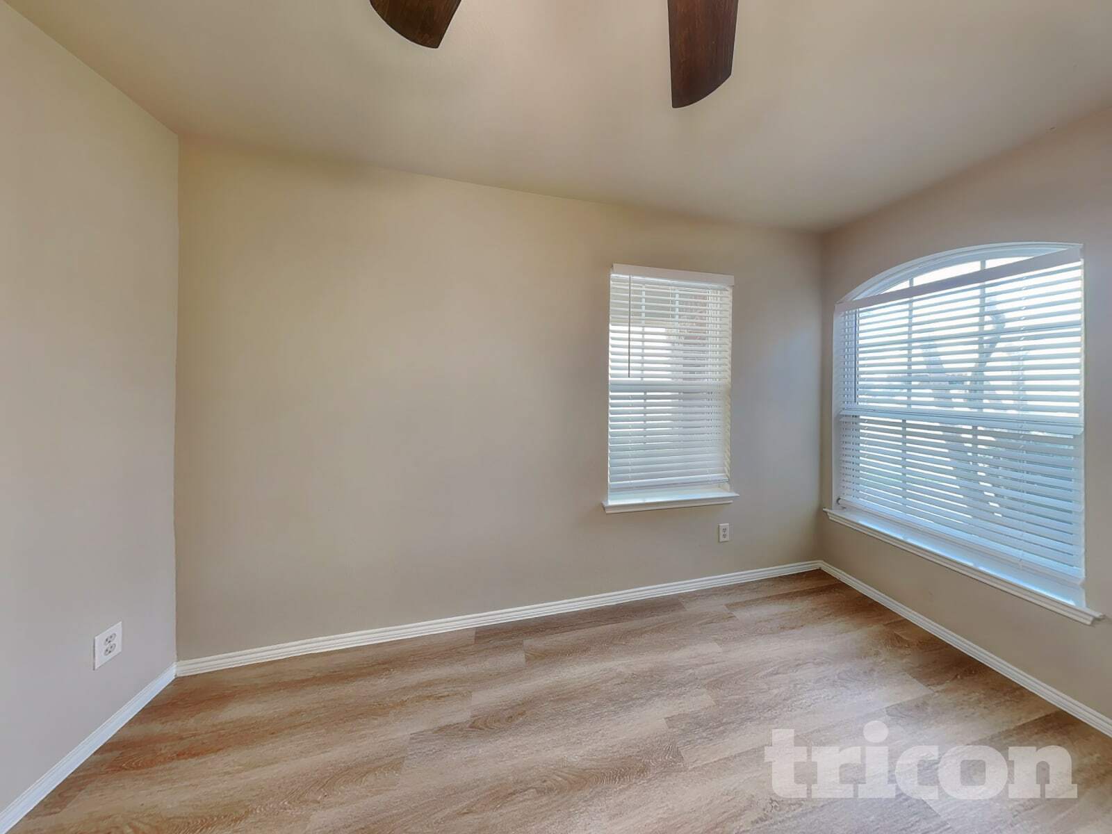 Building Photo - 5817 Parkview Hills Ln