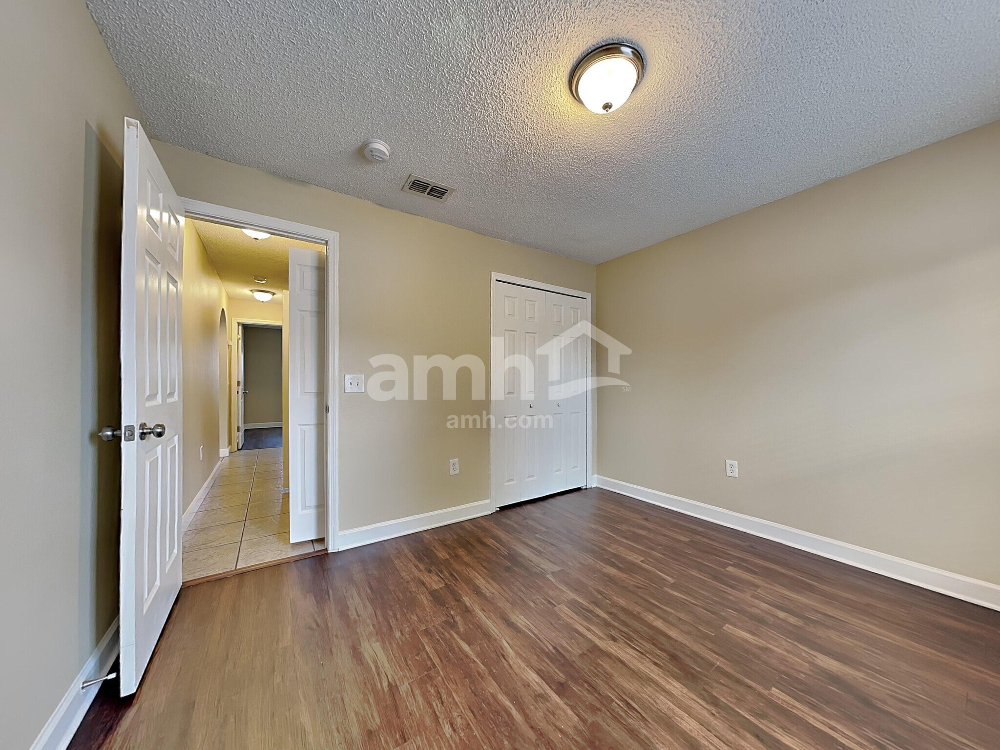 Building Photo - 24746 Mary Beth Ct