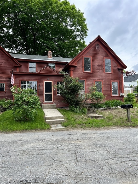 Primary Photo - 9 Foster St