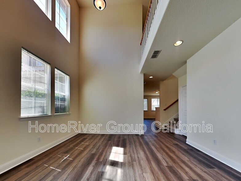 Building Photo - 4050 Copper Lake Way
