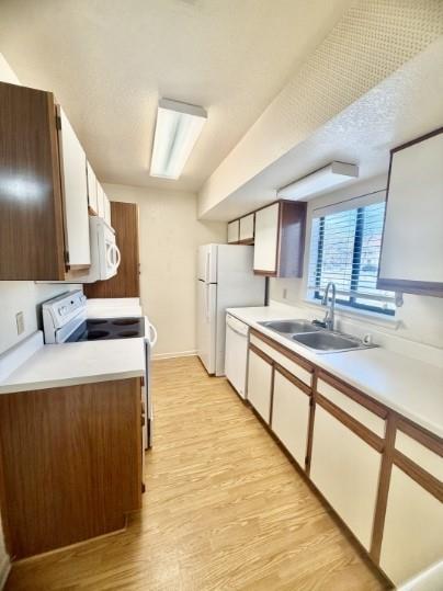 Building Photo - 728 W San Antonio St