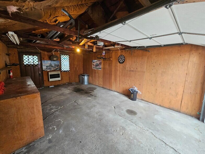 Attached garage. - 606 Tindolph Ave S