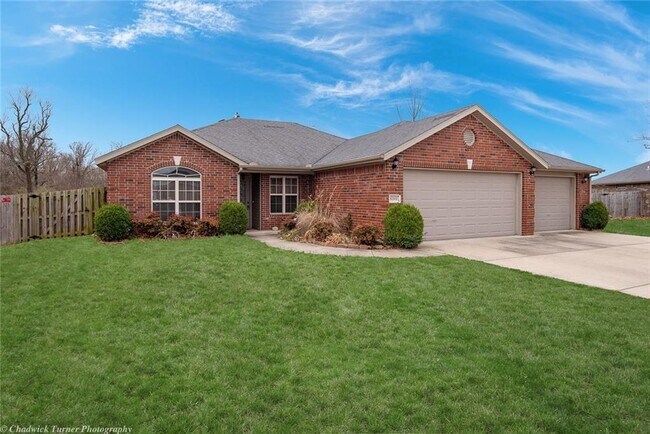 Primary Photo - 4241 W Puppy Creek Dr