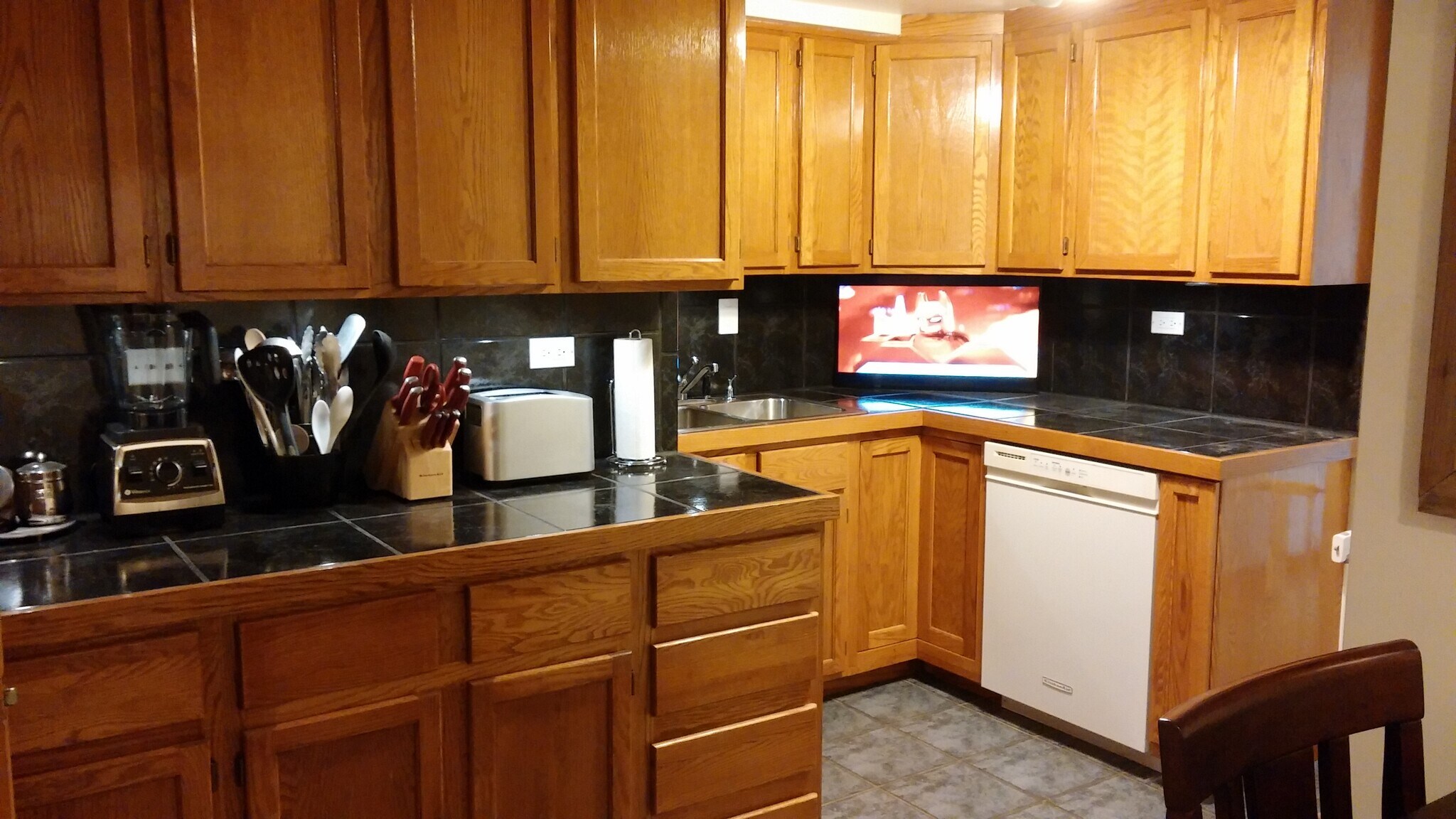 Building Photo - 5009 N Mango Ave