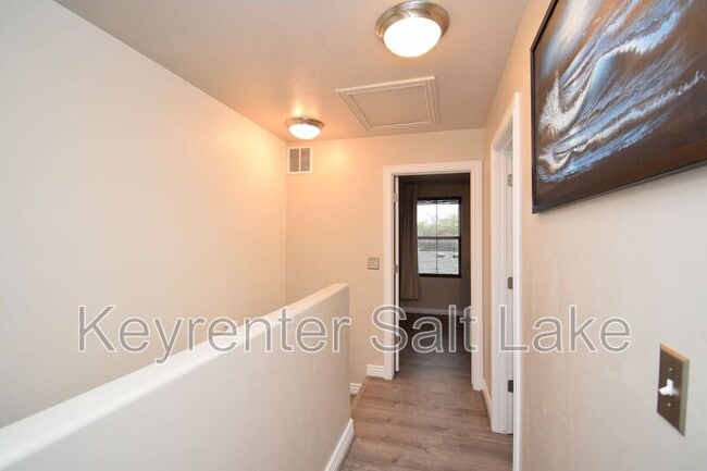Building Photo - 10533 S Oquirrh Lk Rd