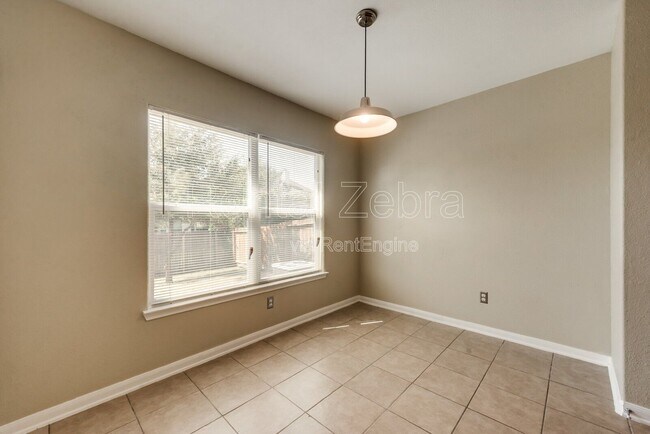 Building Photo - 517 Misty Mountain Dr