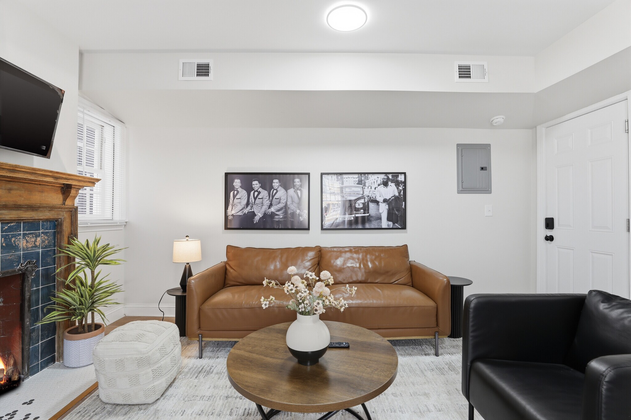 Building Photo - 4635 John R St