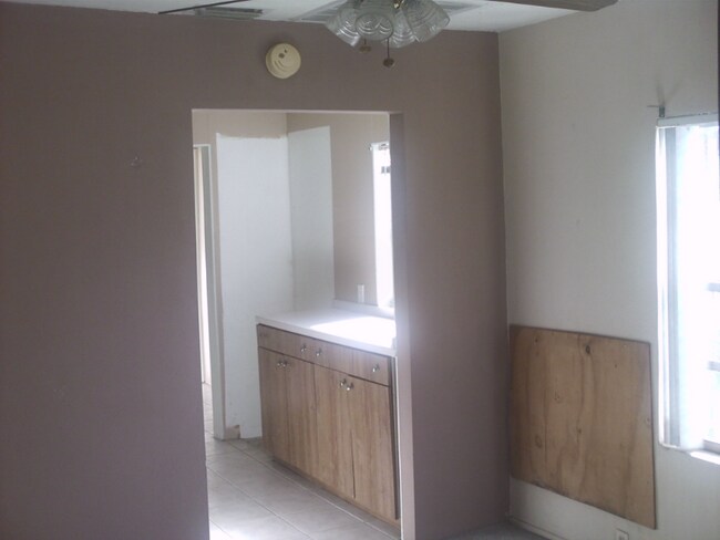 Building Photo - 1328 Illinois Ave