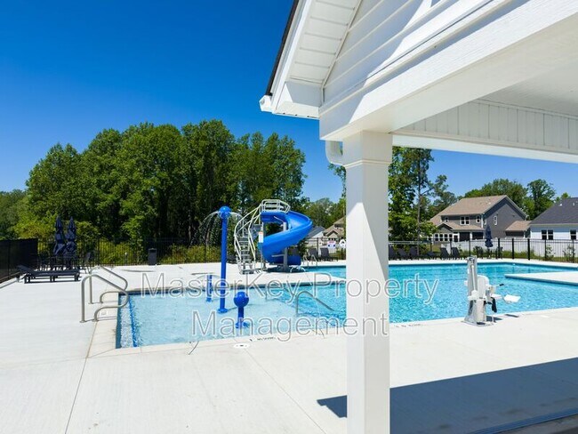 Building Photo - 212 Shingle Oak Rd