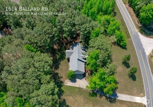 Building Photo - 1614 Ballard Rd