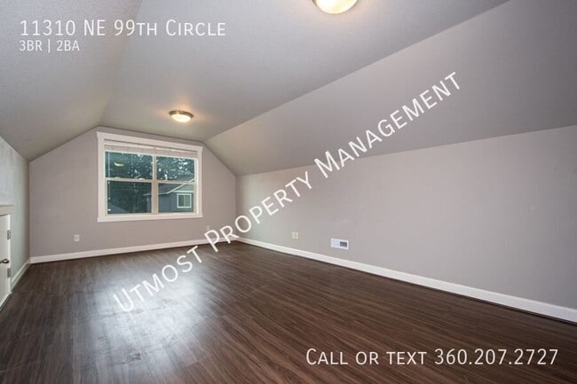 Building Photo - 11310 NE 99th Cir
