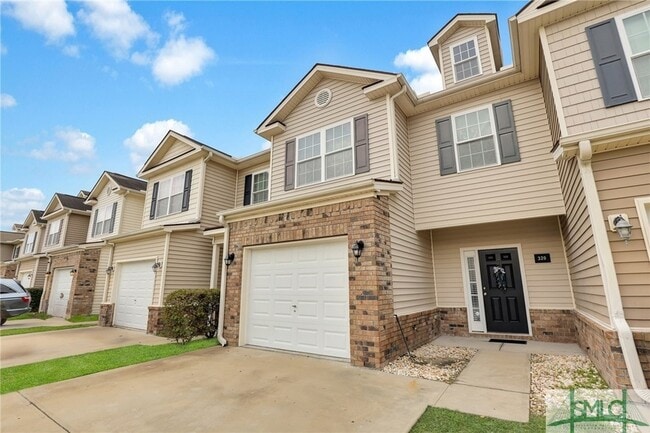 Building Photo - 320 Canyon Oak Loop