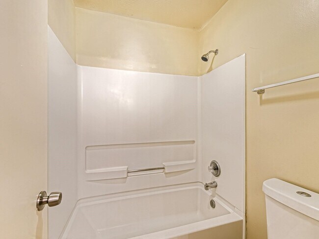 Building Photo - 20922 Young Meadows Way