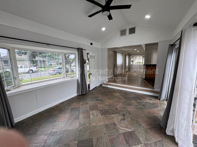 Building Photo - 1972 Fanwood Ave