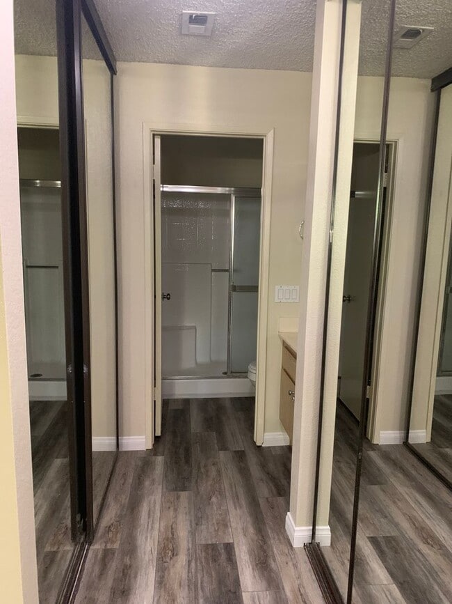 Building Photo - CONDO IN RANCHO PENASQUITOS