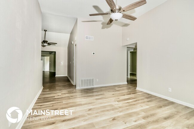 Building Photo - 14020 Darwin Blvd