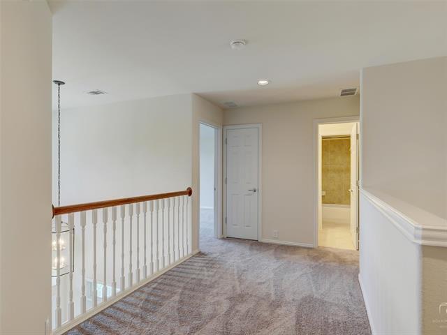 Building Photo - 1041 Crystal Lake Dr