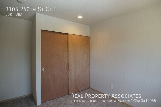 Building Photo - 3105 240th St Ct E