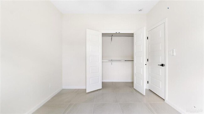 Building Photo - 2609 Bald Cypress Dr