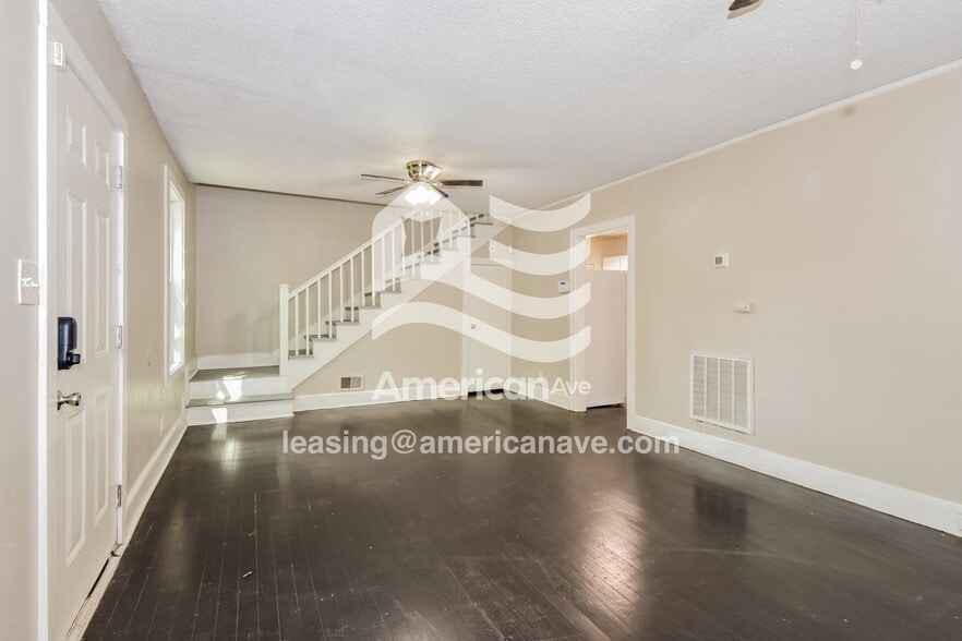 Building Photo - 4304 Windemere Ave