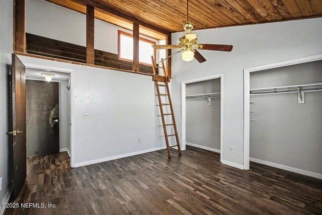 Building Photo - 1569 Arcadia Dr