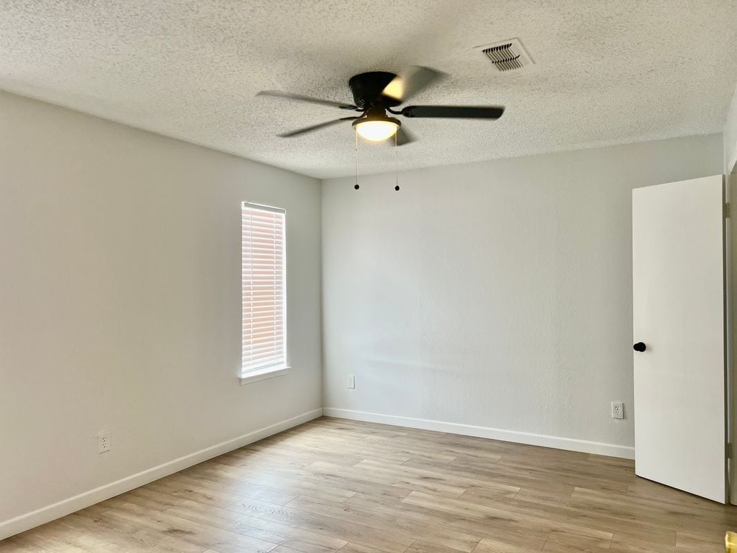 Building Photo - 2501 Haynes Ave