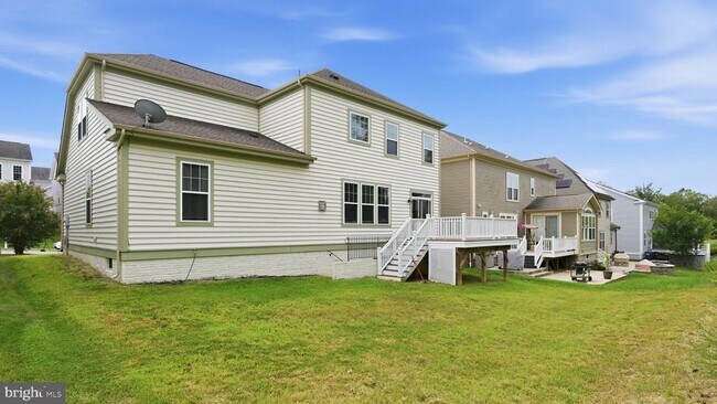 Building Photo - 424 Alder Dr