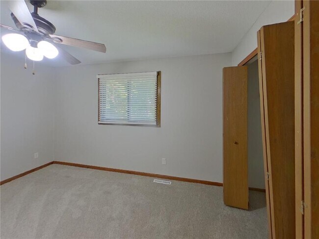 Building Photo - 14030 Candlewood Ln NE
