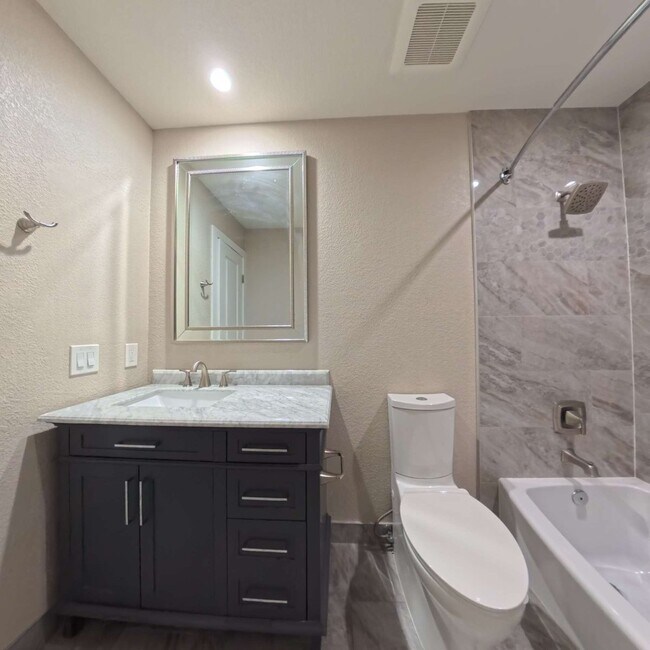 Building Photo - Highly Remodeled | 2nd Floor | Storage Room