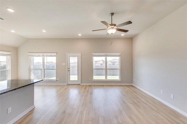 Building Photo - 7747 Merry Oaks Cv