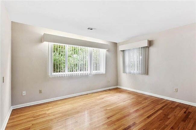 Building Photo - 1201 N Woolsey Ave