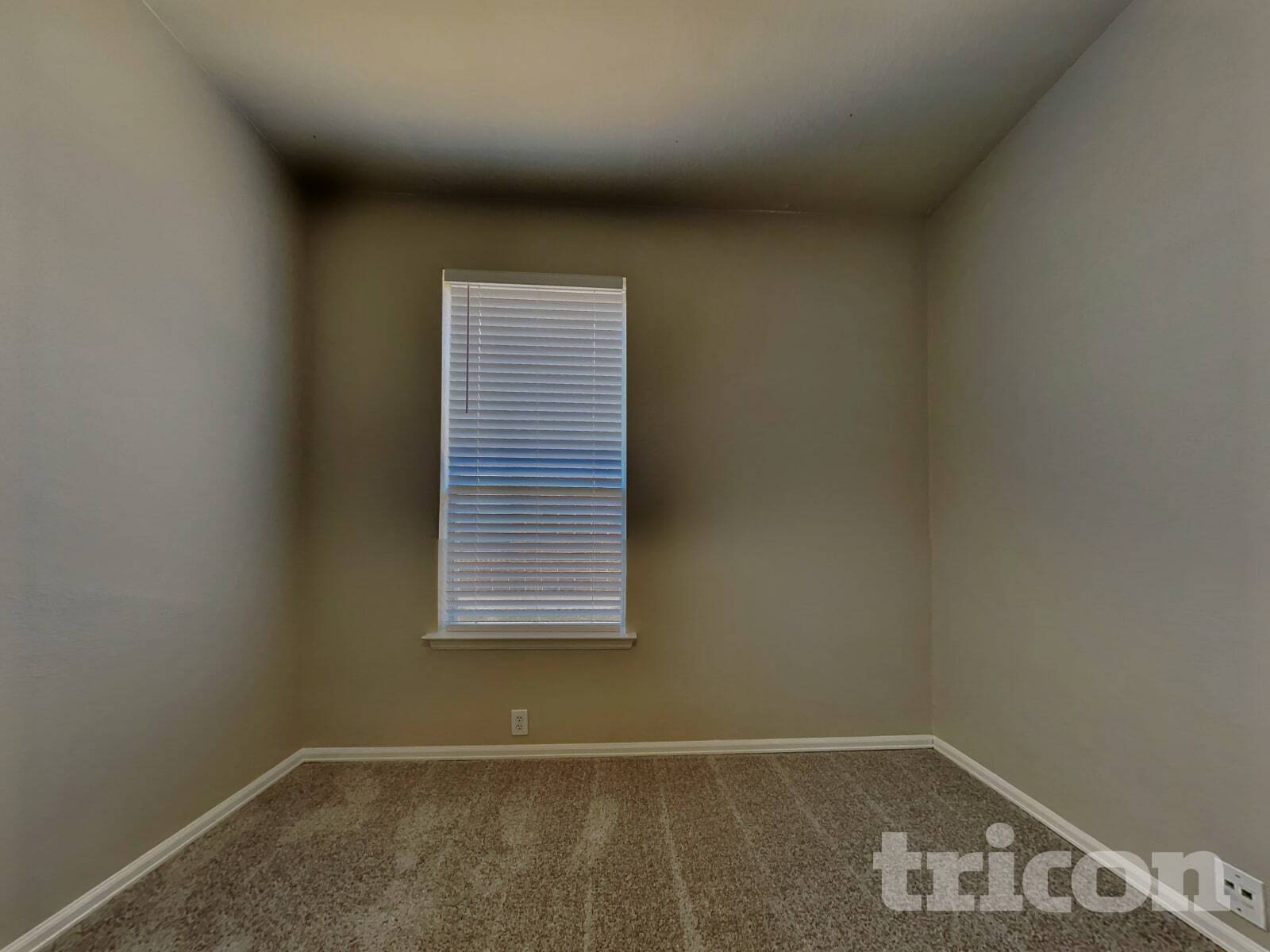 Building Photo - 2748 Cedar Ridge Ln