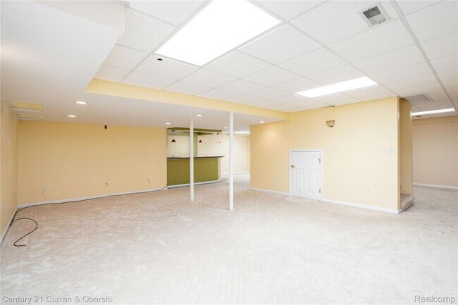 Building Photo - 42104 Echo Forest Dr