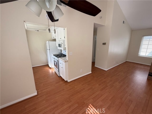 Building Photo - 249 Avenida Granada