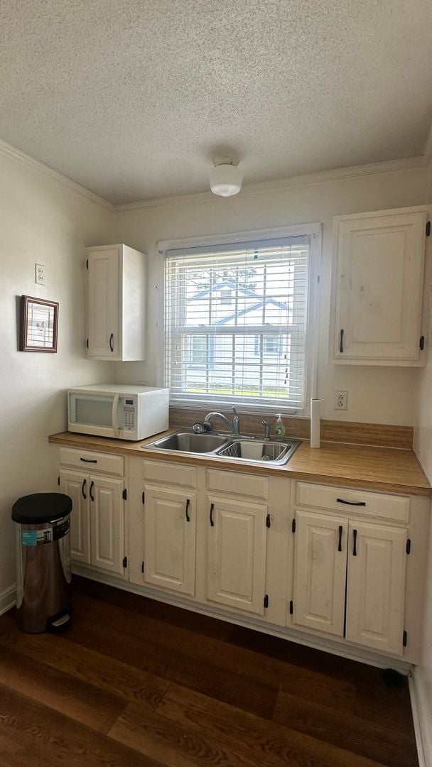 Building Photo - RENTAL HOME 2BD/1BTH