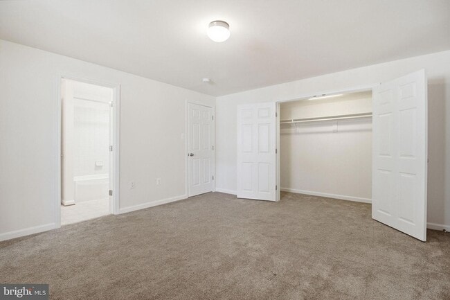 Building Photo - 950 Grouse Pointe Dr