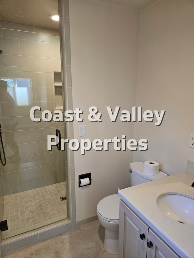 Building Photo - King City home for RENT!!!