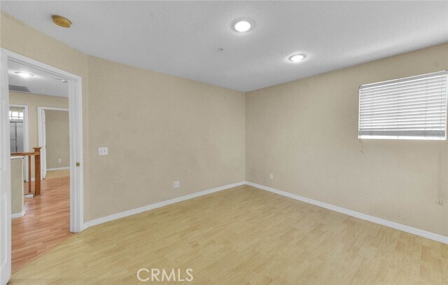Building Photo - 5793 Oakdale Ln