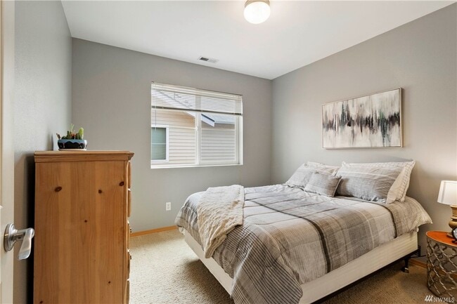 Building Photo - 2085 Bobs Hollow Ln