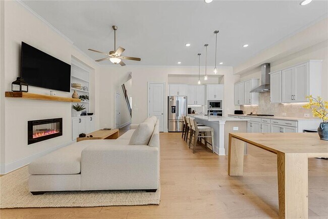 Building Photo - 746 Stickley Oak Way