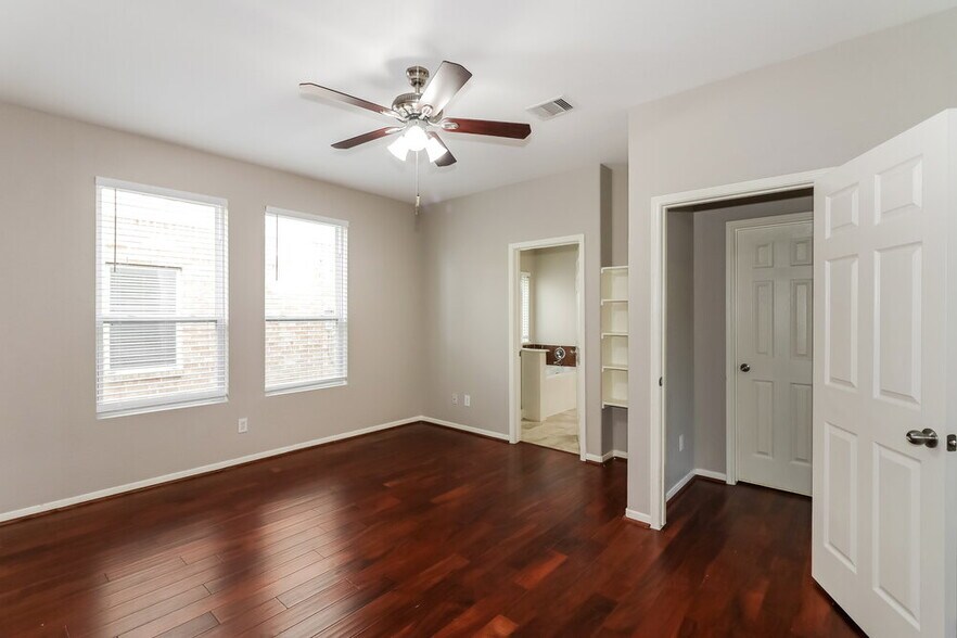 Building Photo - 3123 Creek Arbor Cir