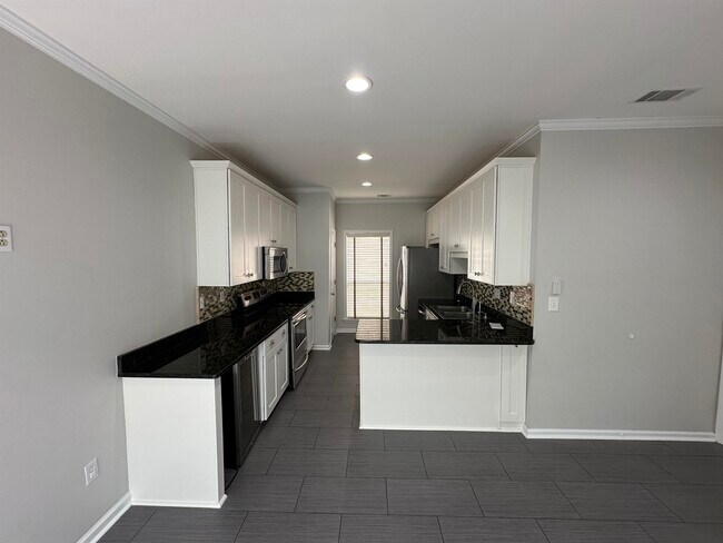 Building Photo - 1054 Island Dr