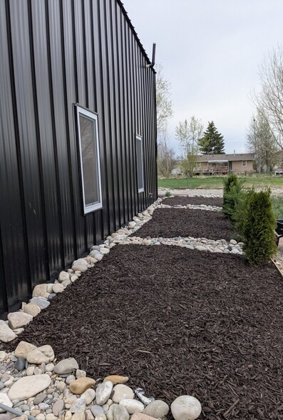 Building Photo - 7895 S 400 W