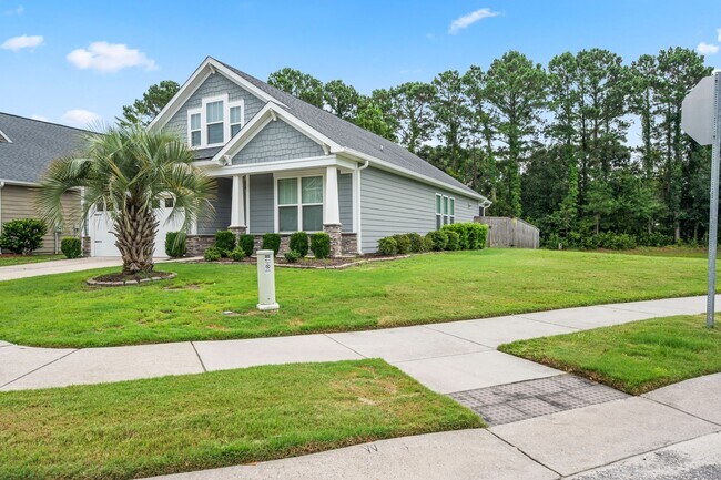 Building Photo - 720 Goodlet Cir
