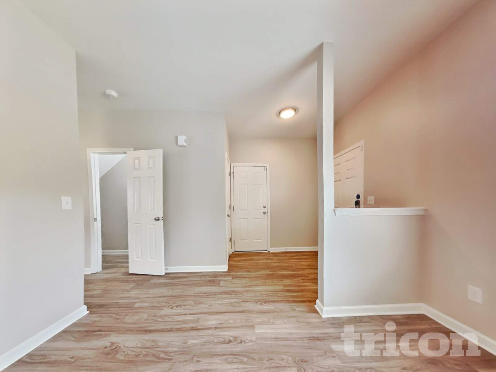 Building Photo - 2048 Lauren Woods Dr