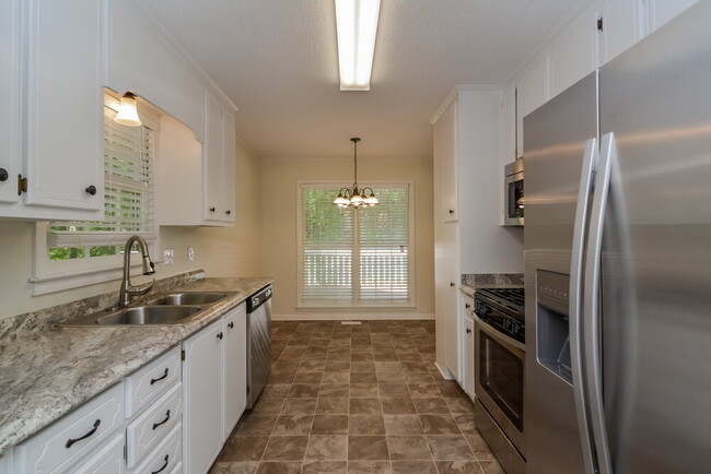 Building Photo - 1414 Towne Harbor Psge