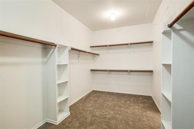 Building Photo - 2625 Alpena Dr